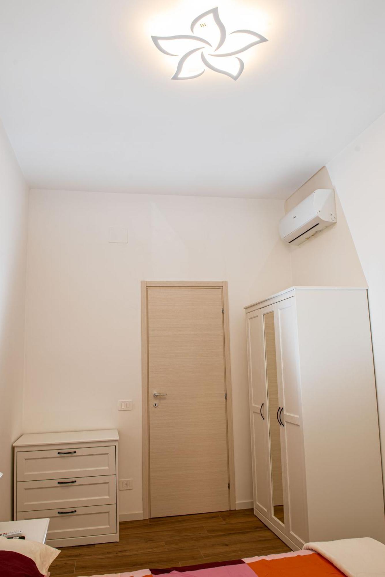 Locazioni Ostiense - Joy House Apartment โรม ภายนอก รูปภาพ